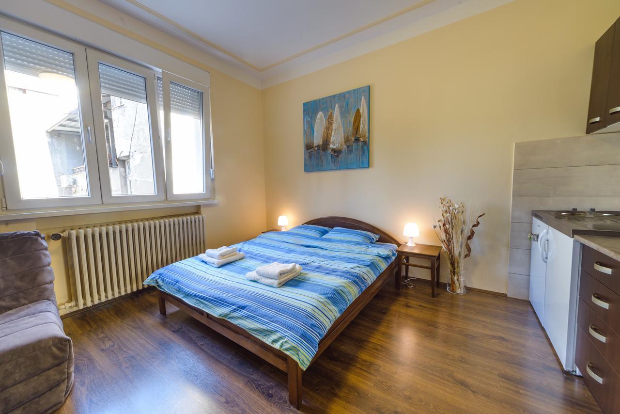 Parliament Apartment Beograd Eksteriør billede