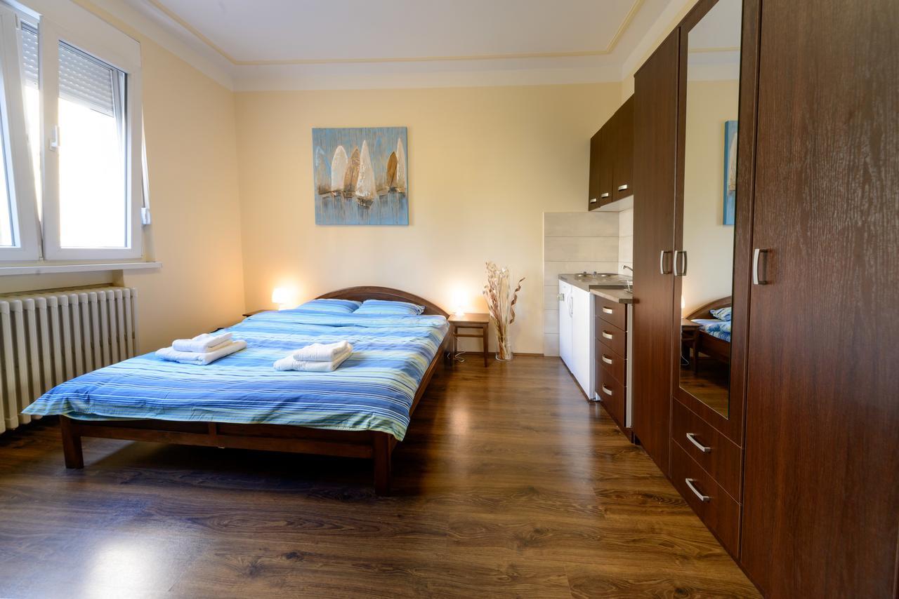 Parliament Apartment Beograd Eksteriør billede